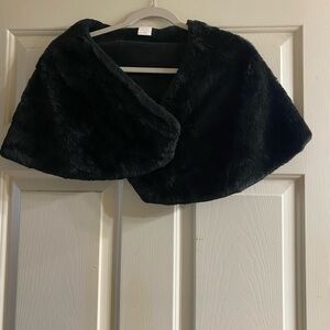 Elegant Black Faux Fur Shawl